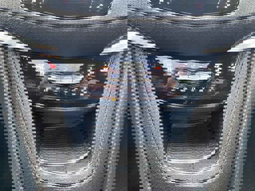 Used 2025 Cadillac XT5 Premium Luxury image 33