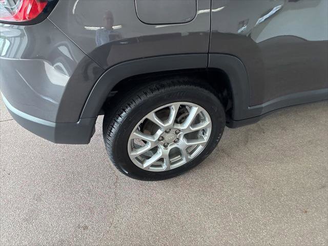 Certified 2024 Jeep Compass Latitude AWD/4WD image 21