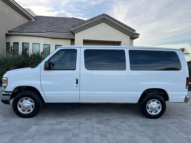 Used 2012 Ford E-350 and Econoline 350 XLT image 7
