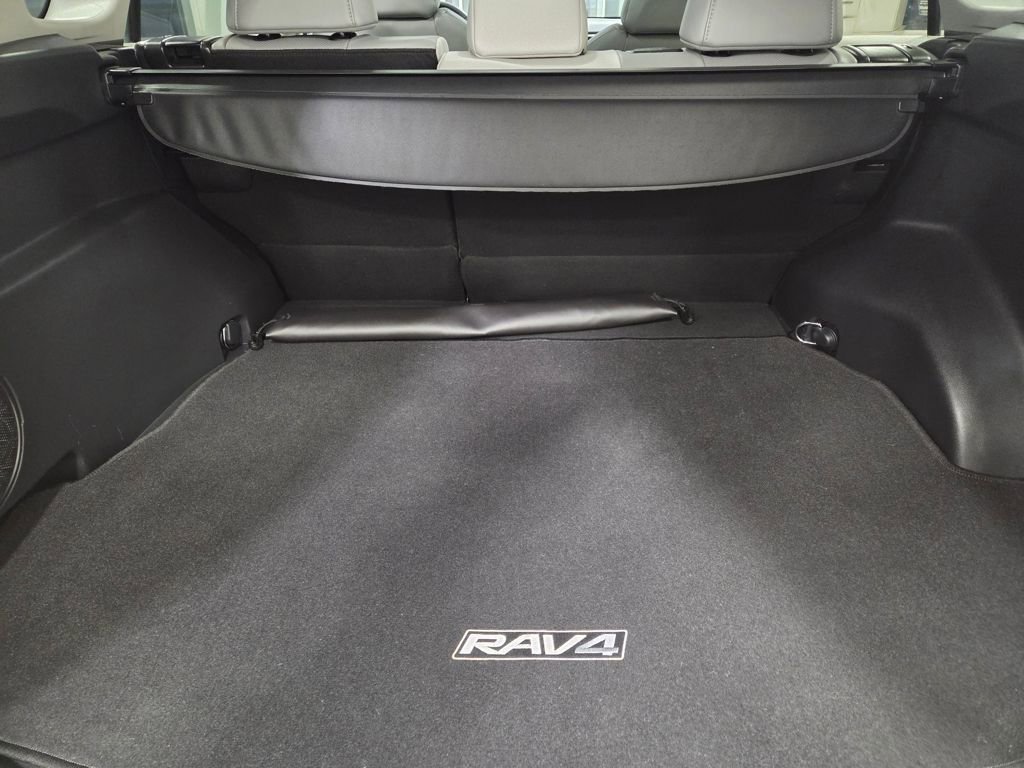 Used 2024 Toyota RAV4 Limited w/ Advanced Technology Package image 15