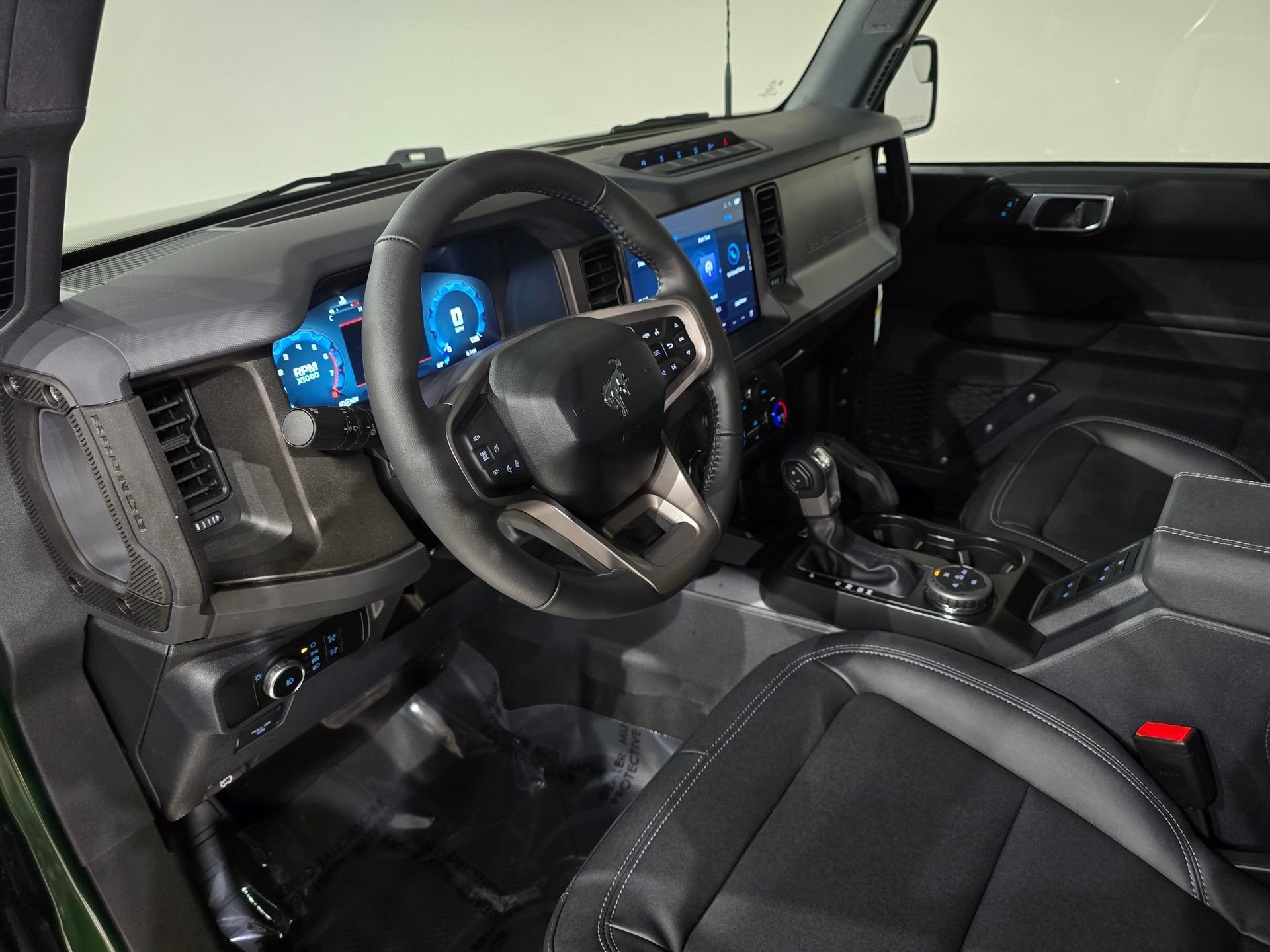 New 2025 Ford Bronco Badlands w/ Sasquatch Package AWD/4WD image 16