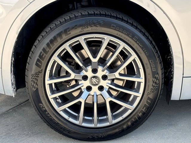 Used 2024 Maserati Grecale GT image 33