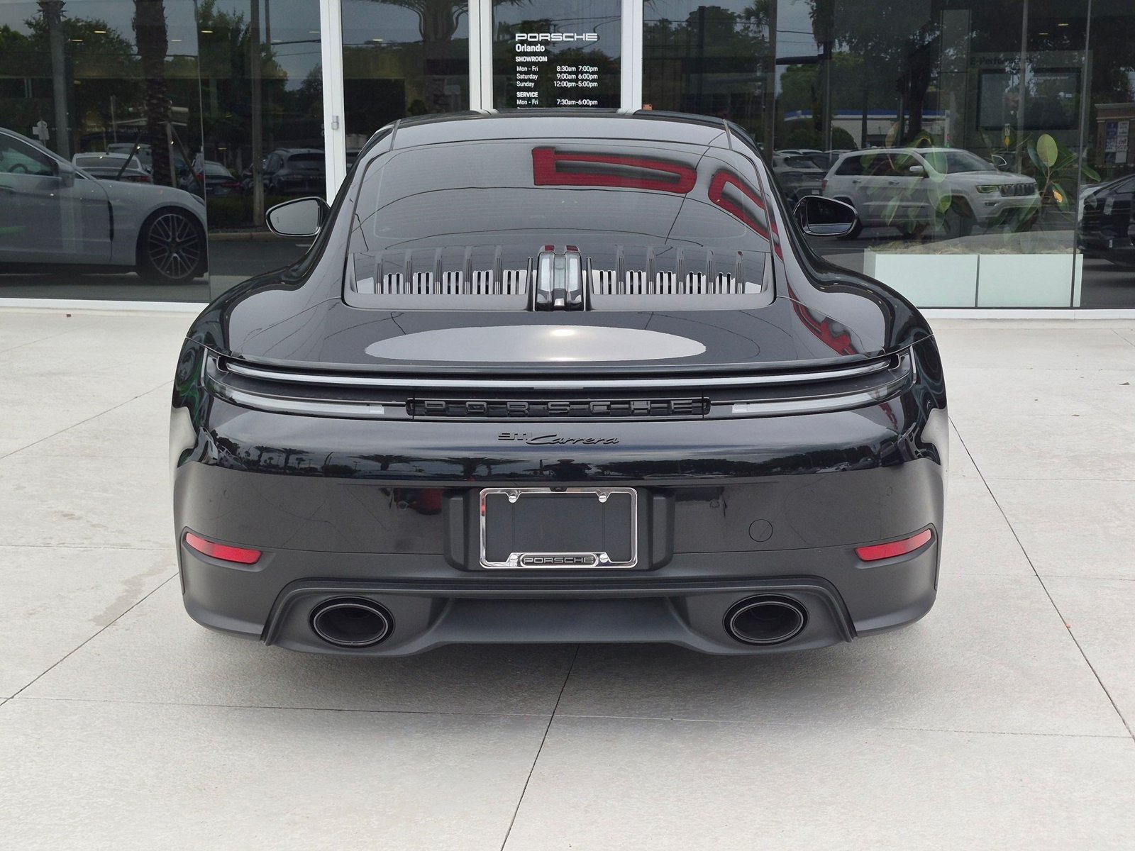 Used 2025 Porsche 911 Carrera RWD image 10