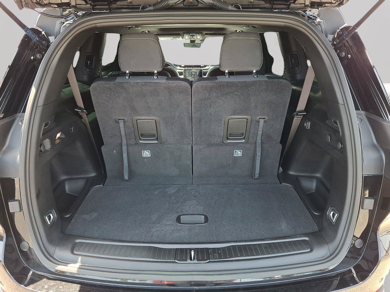 Used 2025 Jeep Grand Cherokee L Laredo AWD/4WD image 25