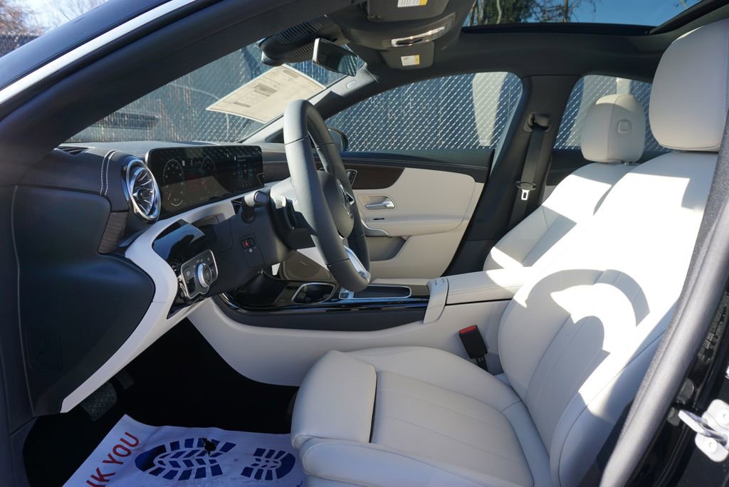 New 2026 Mercedes-Benz CLA 250 image 9