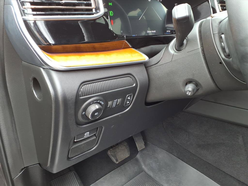 Used 2024 Jeep Grand Wagoneer L Series III image 11