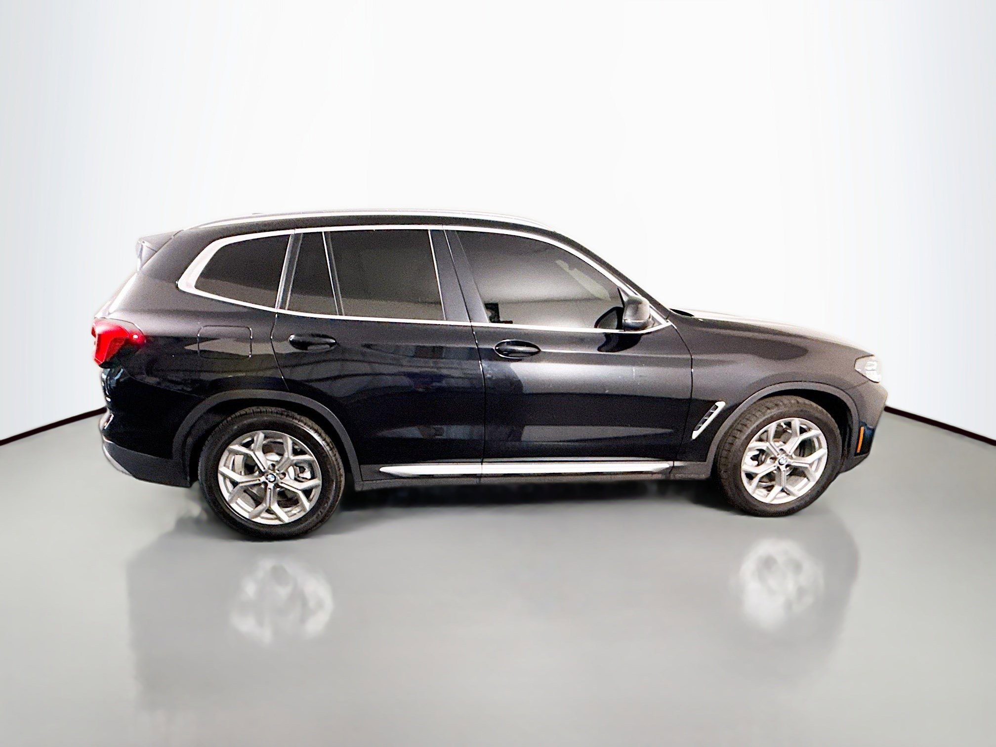 Used 2022 BMW X3 sDrive30i w/ Convenience Package image 11