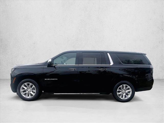 Used 2025 Chevrolet Suburban Premier RWD image 6