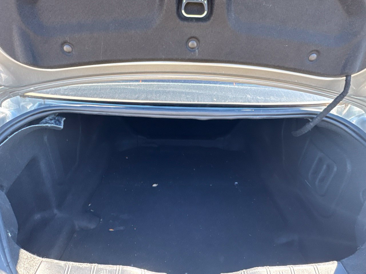 Used 2023 Chevrolet Camaro LT RWD image 33