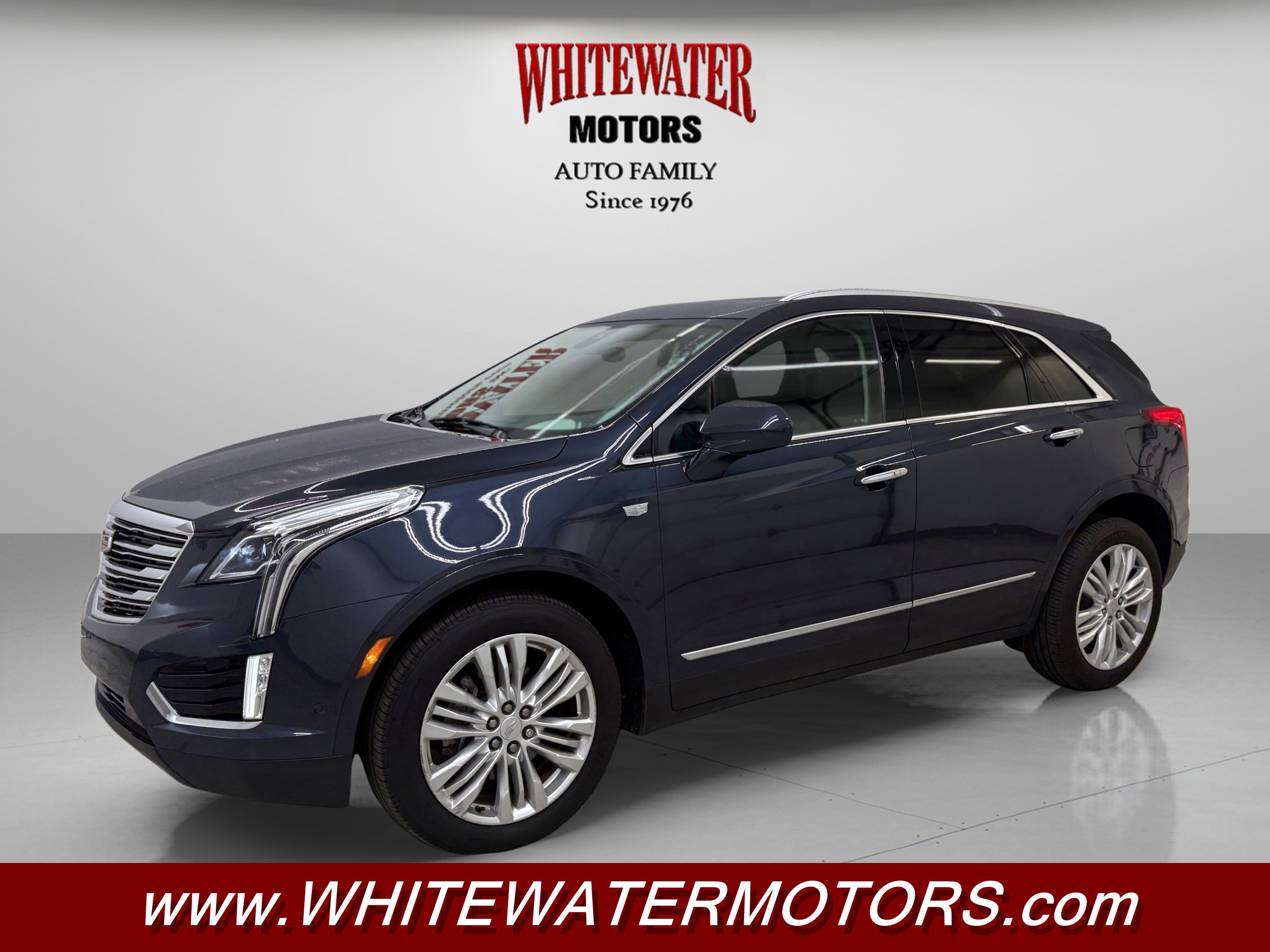 Used 2019 Cadillac XT5 Premium Luxury w/ Driver Assist Package AWD/4WD image 1
