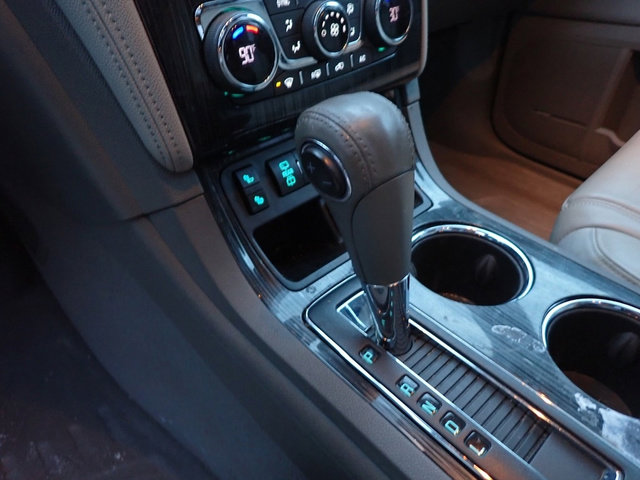 Used 2017 Chevrolet Traverse LT image 28