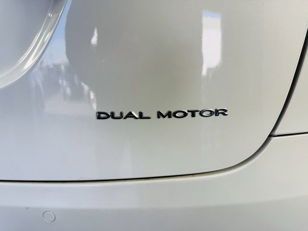 Used 2021 Tesla Model X Long Range image 20