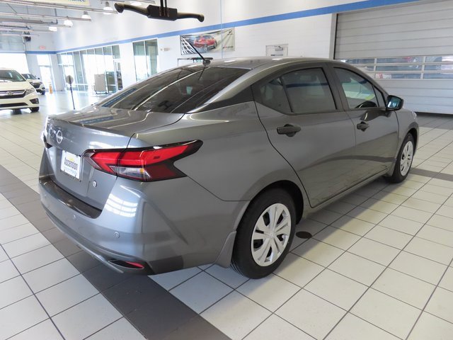 Used 2023 Nissan Versa S image 13