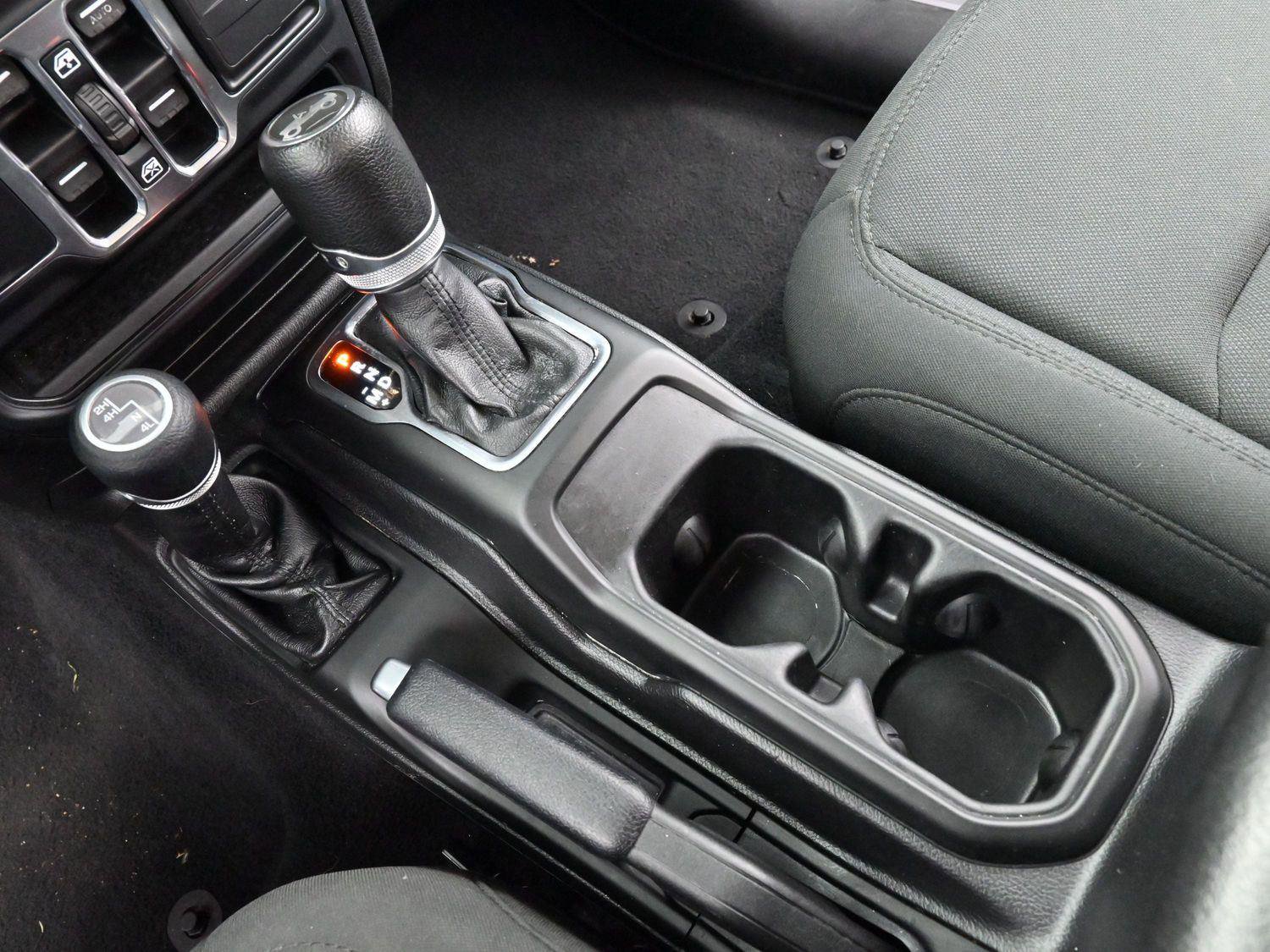 Used 2019 Jeep Wrangler Unlimited Sport S image 22