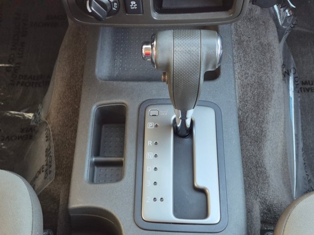 Used 2013 Nissan Xterra S AWD/4WD image 12