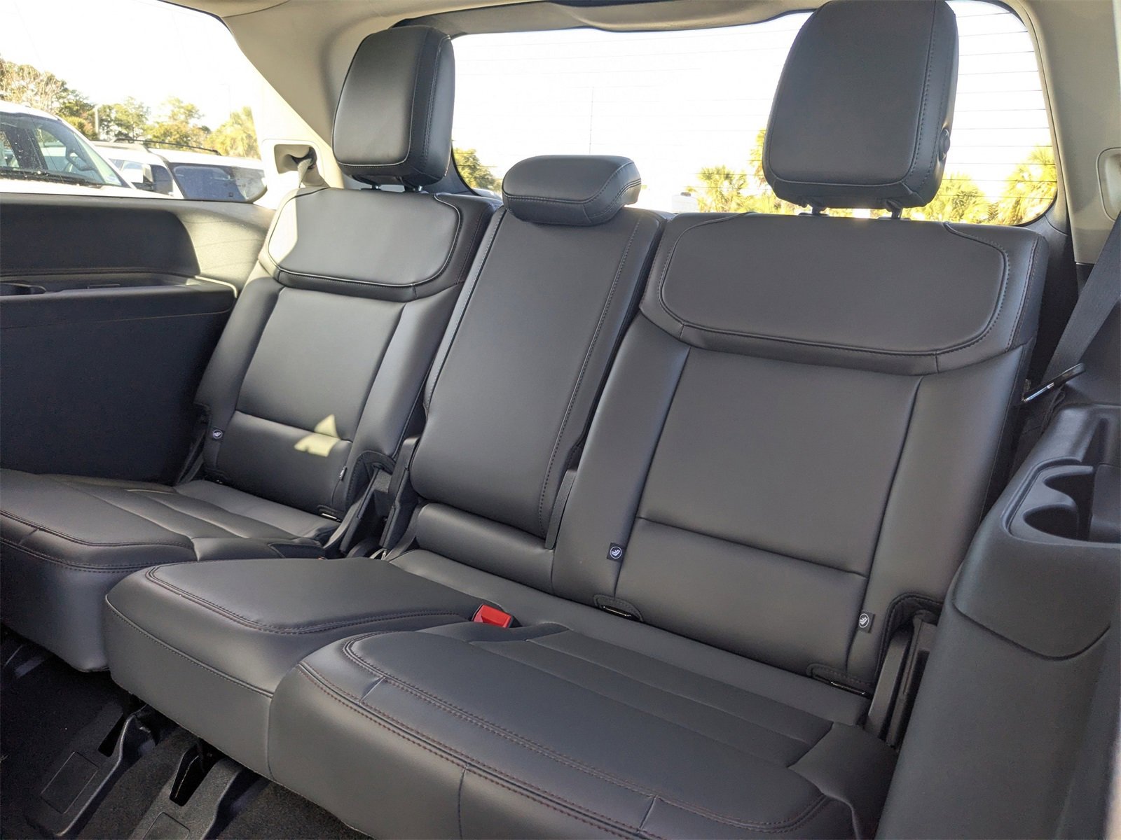 New 2025 Ford Expedition Active image 15