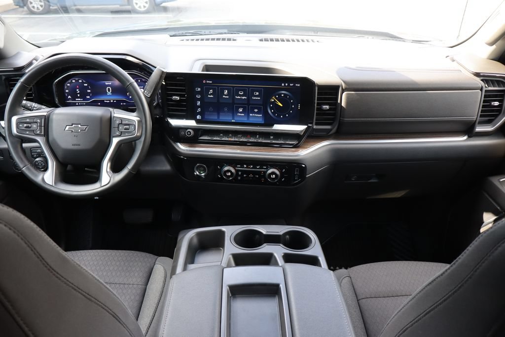 Used 2023 Chevrolet Silverado 1500 RST AWD/4WD image 13