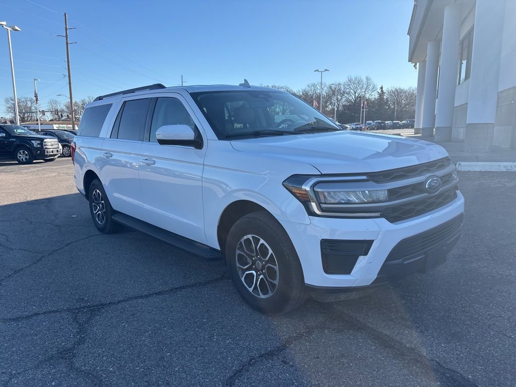Used 2024 Ford Expedition Max XLT image 1