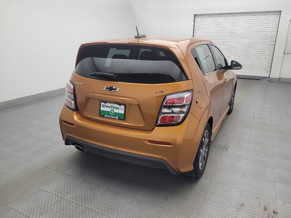 Used 2019 Chevrolet Sonic LT w/ Convenience Package FWD image 7