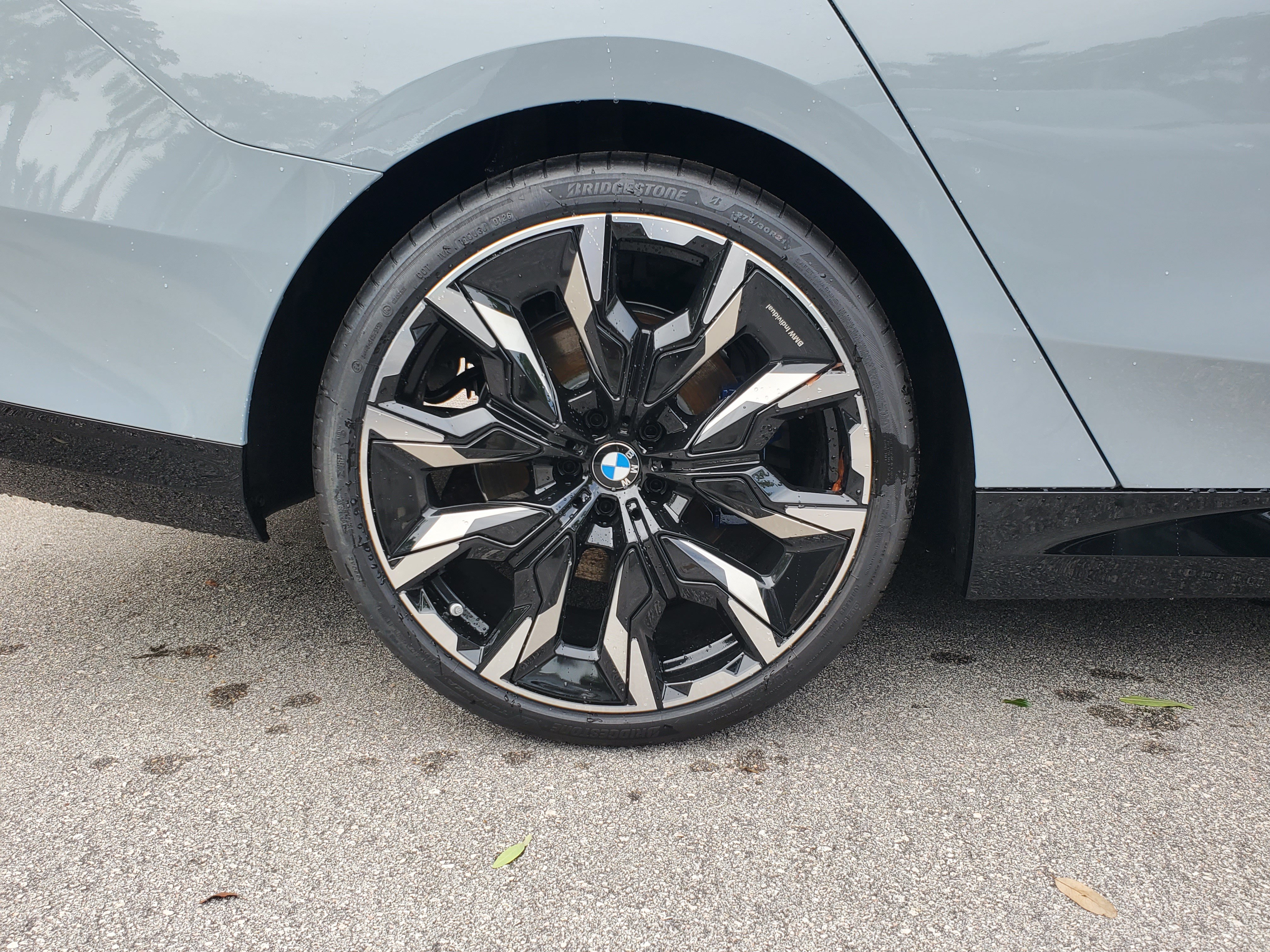 New 2027 BMW 530i w/ M Sport Package RWD image 5