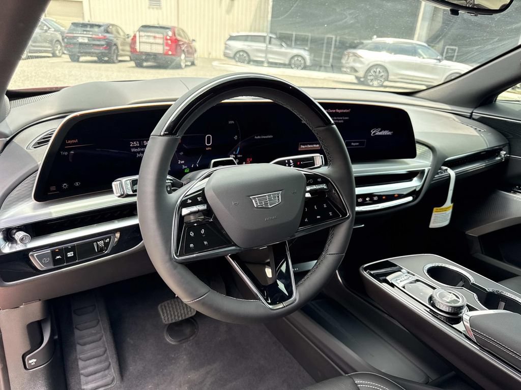 New 2026 Cadillac Lyriq Signature Luxury w/ LPO, Floor Liner Package RWD image 33