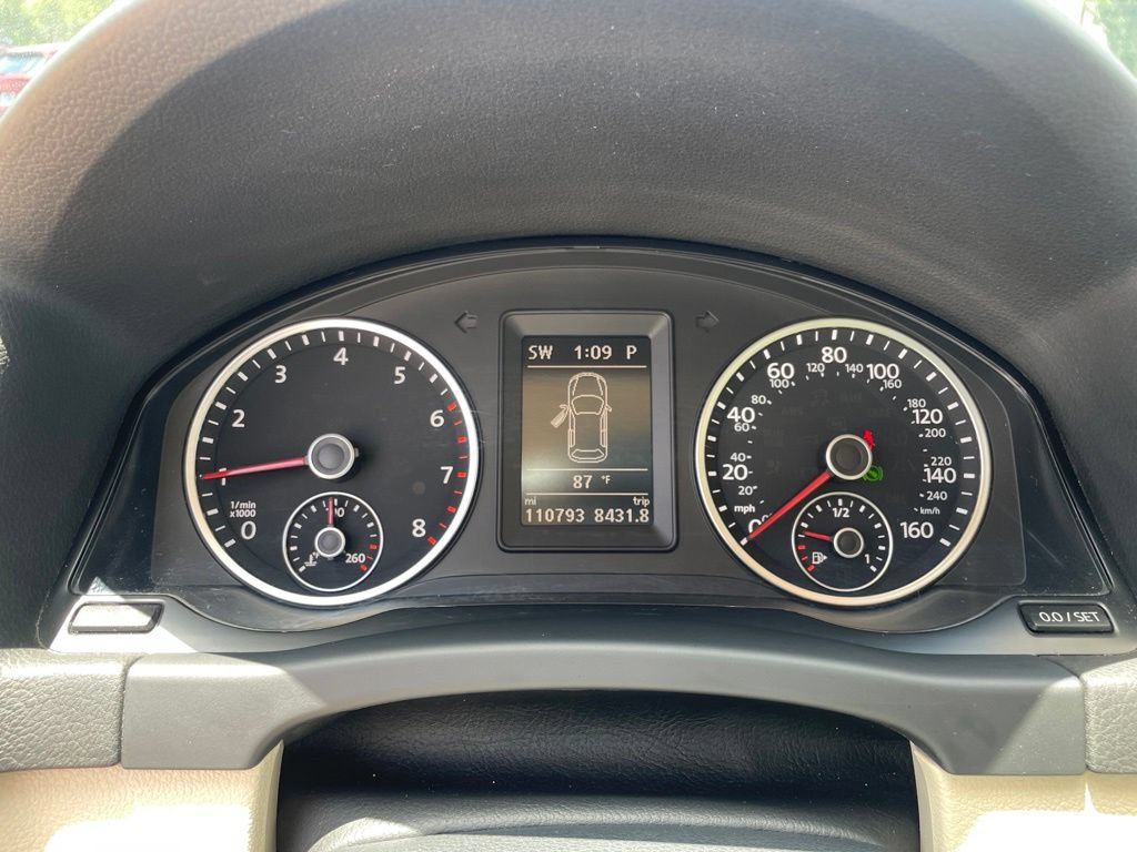 Used 2015 Volkswagen Tiguan SE FWD image 10