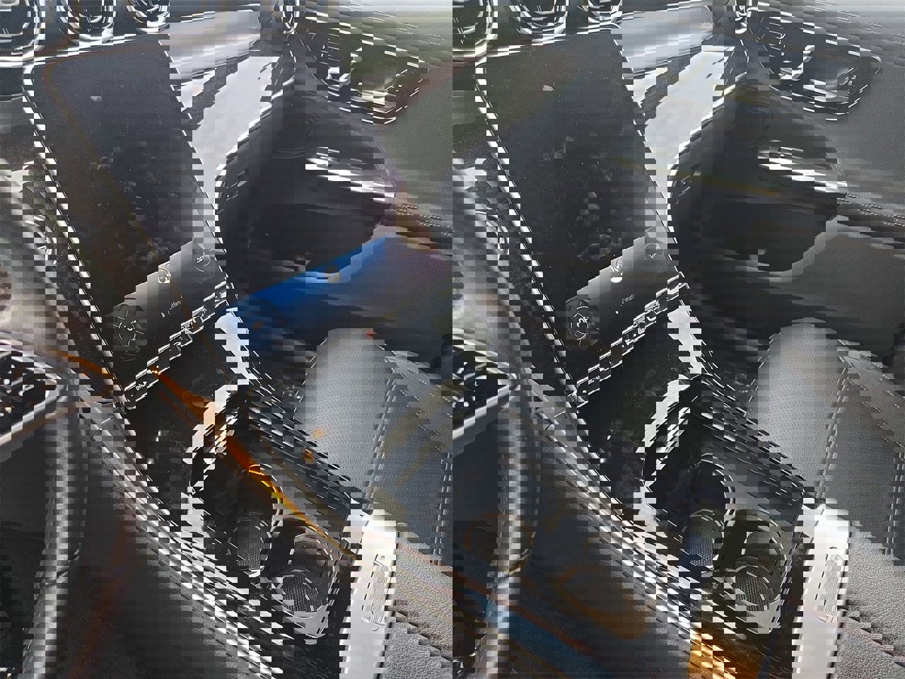 Used 2024 Mercedes-Benz GLC 300 w/ Winter Package image 10