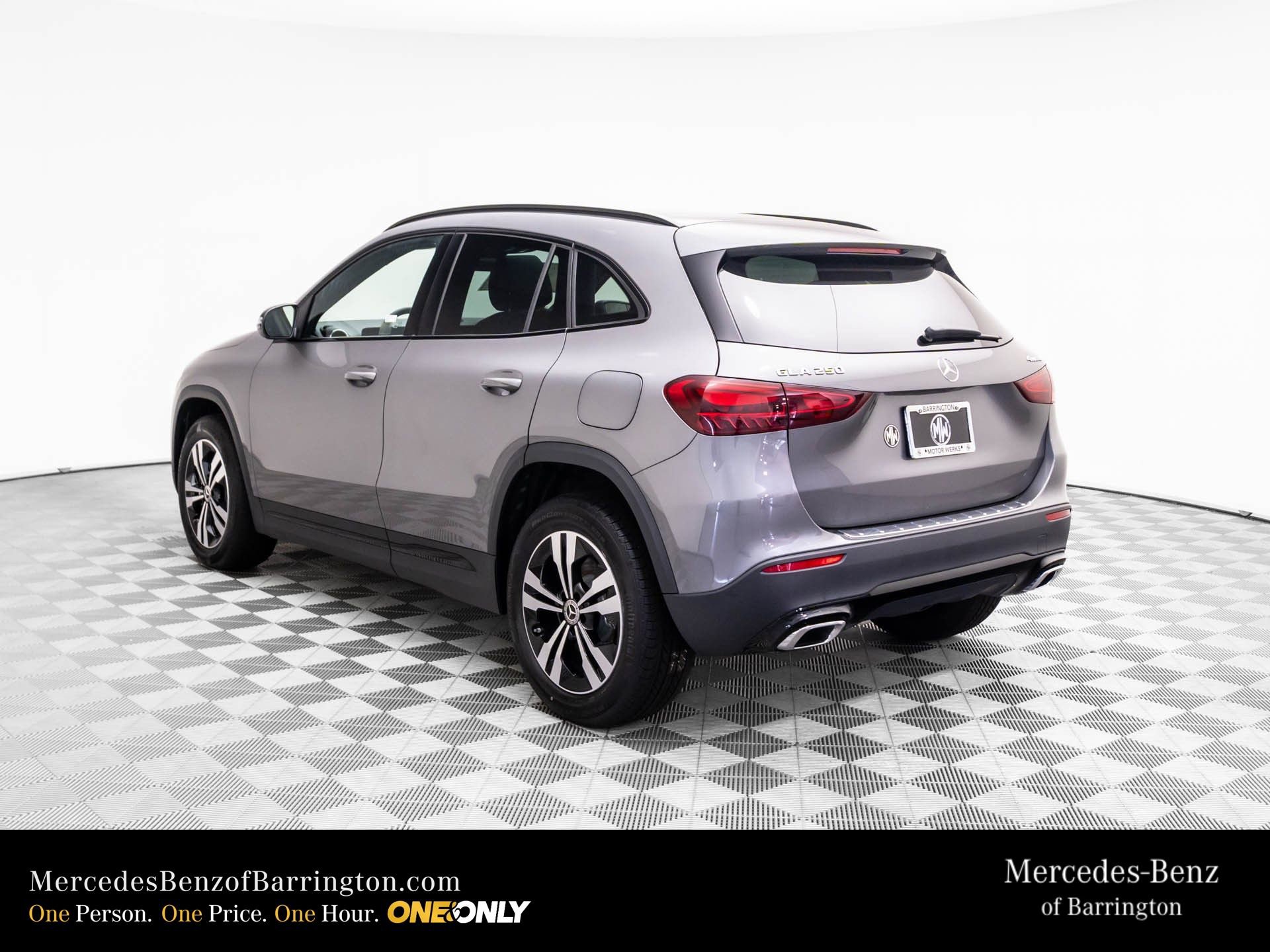 New 2026 Mercedes-Benz GLA 250 4MATIC image 3