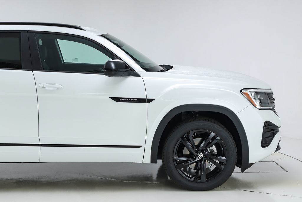 New 2026 Volkswagen Atlas Cross Sport SEL R-Line image 50