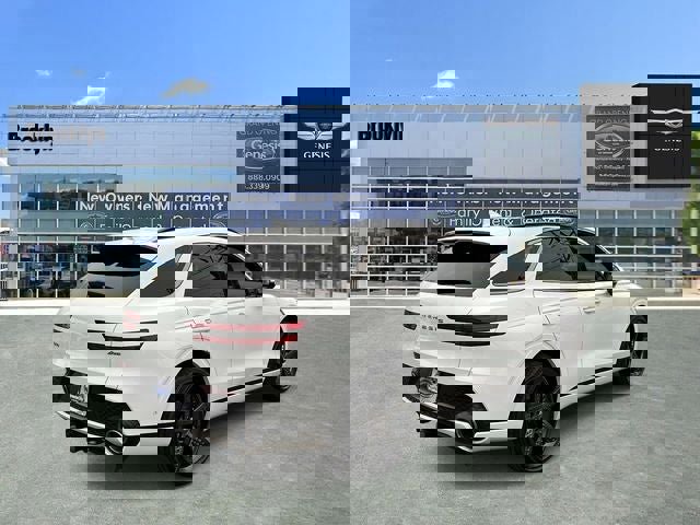 Used 2023 Genesis GV70 2.5T w/ Sport Prestige Package image 4