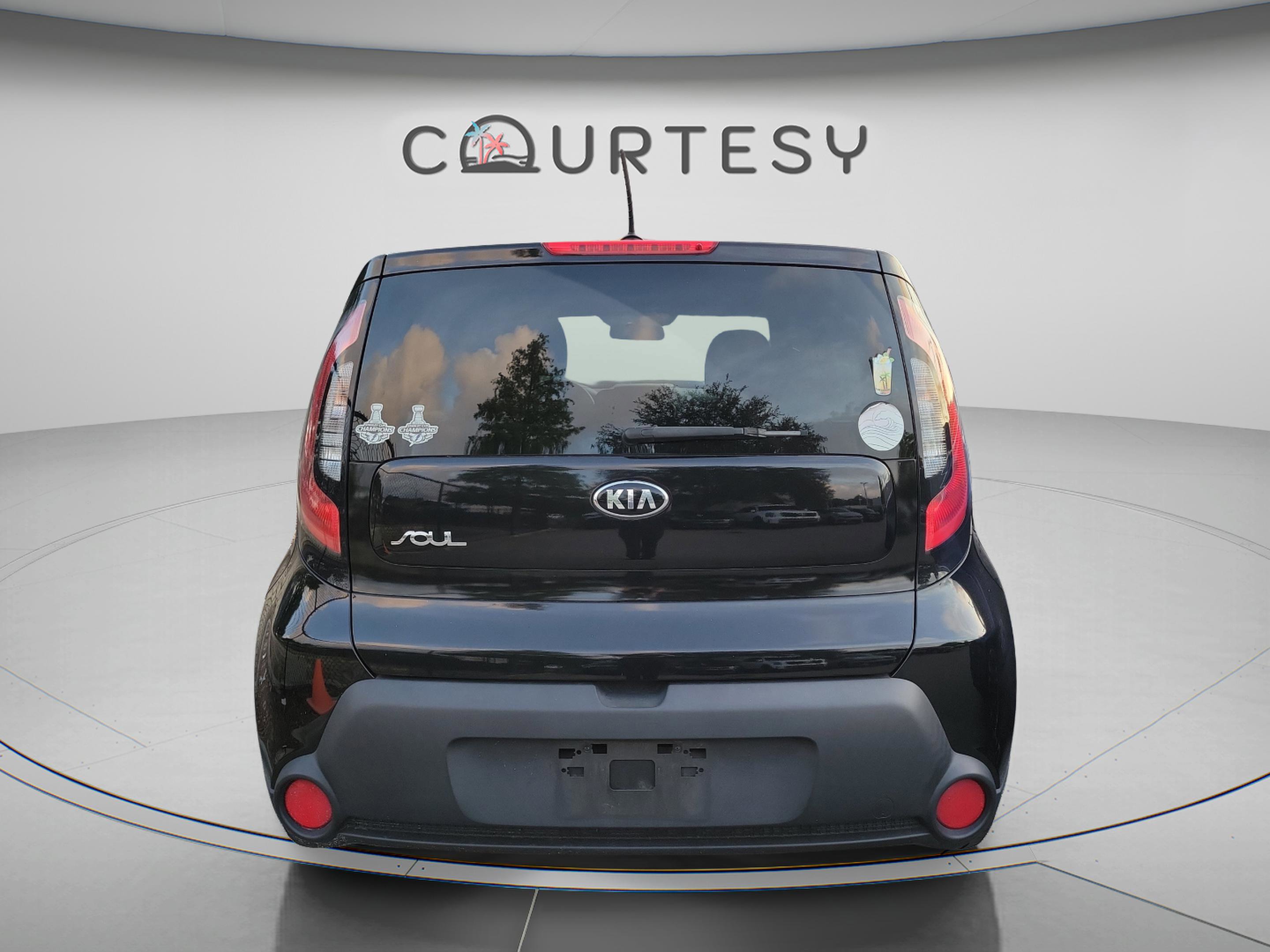 Used 2016 Kia Soul FWD image 16