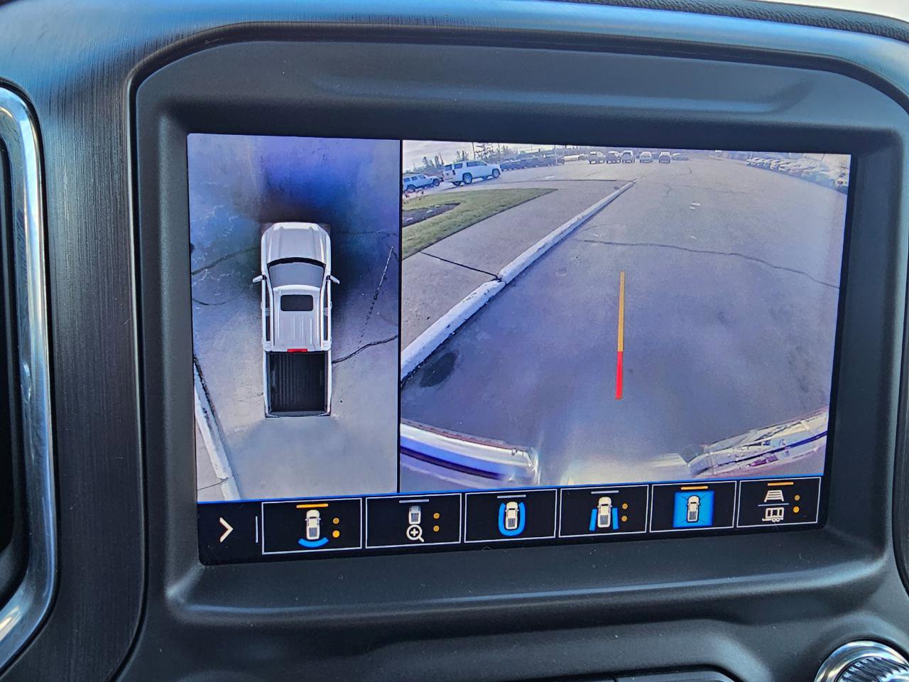 Used 2020 GMC Sierra 1500 AT4 w/ AT4 Premium Package image 23