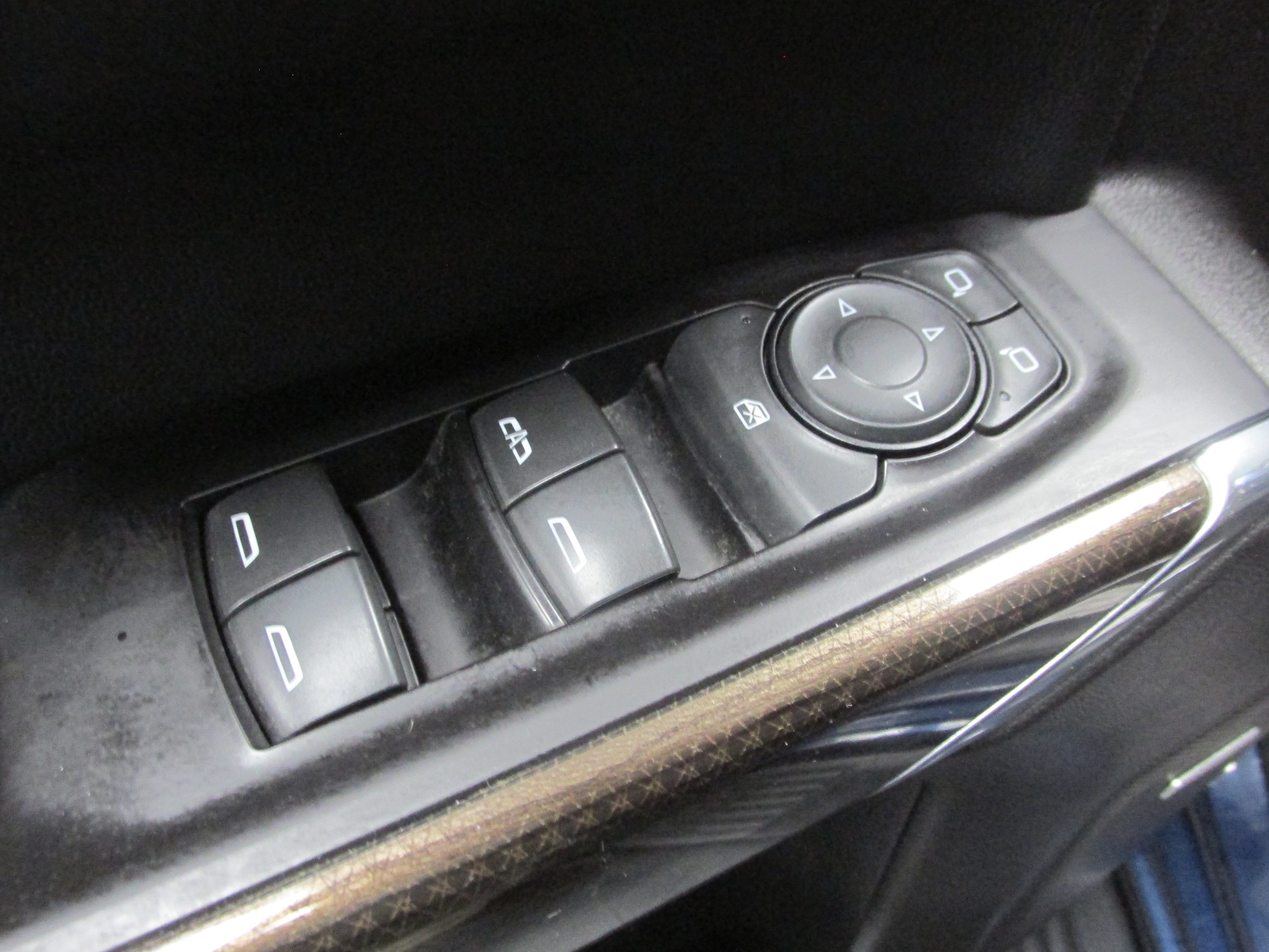 Used 2020 Chevrolet Silverado 1500 RST image 28