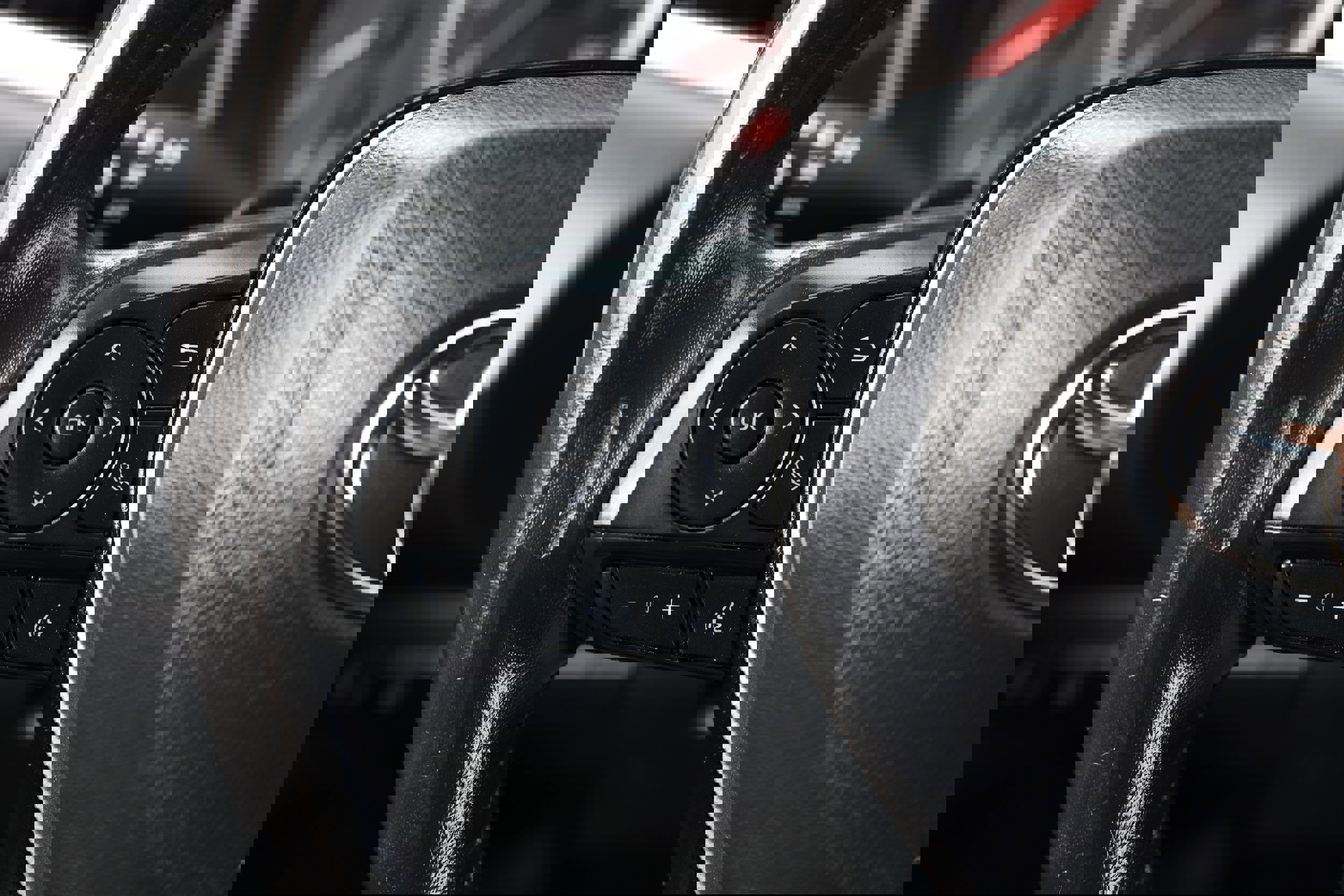 Used 2021 Toyota Corolla SE image 30