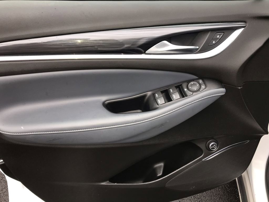 Used 2023 Buick Enclave Essence w/ Experience Buick Package image 13