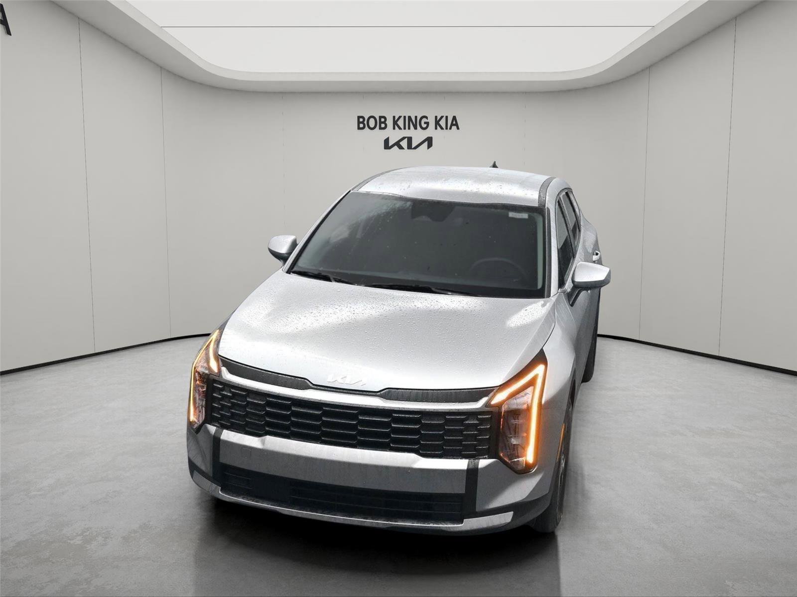 New 2026 Kia Sportage LX image 9