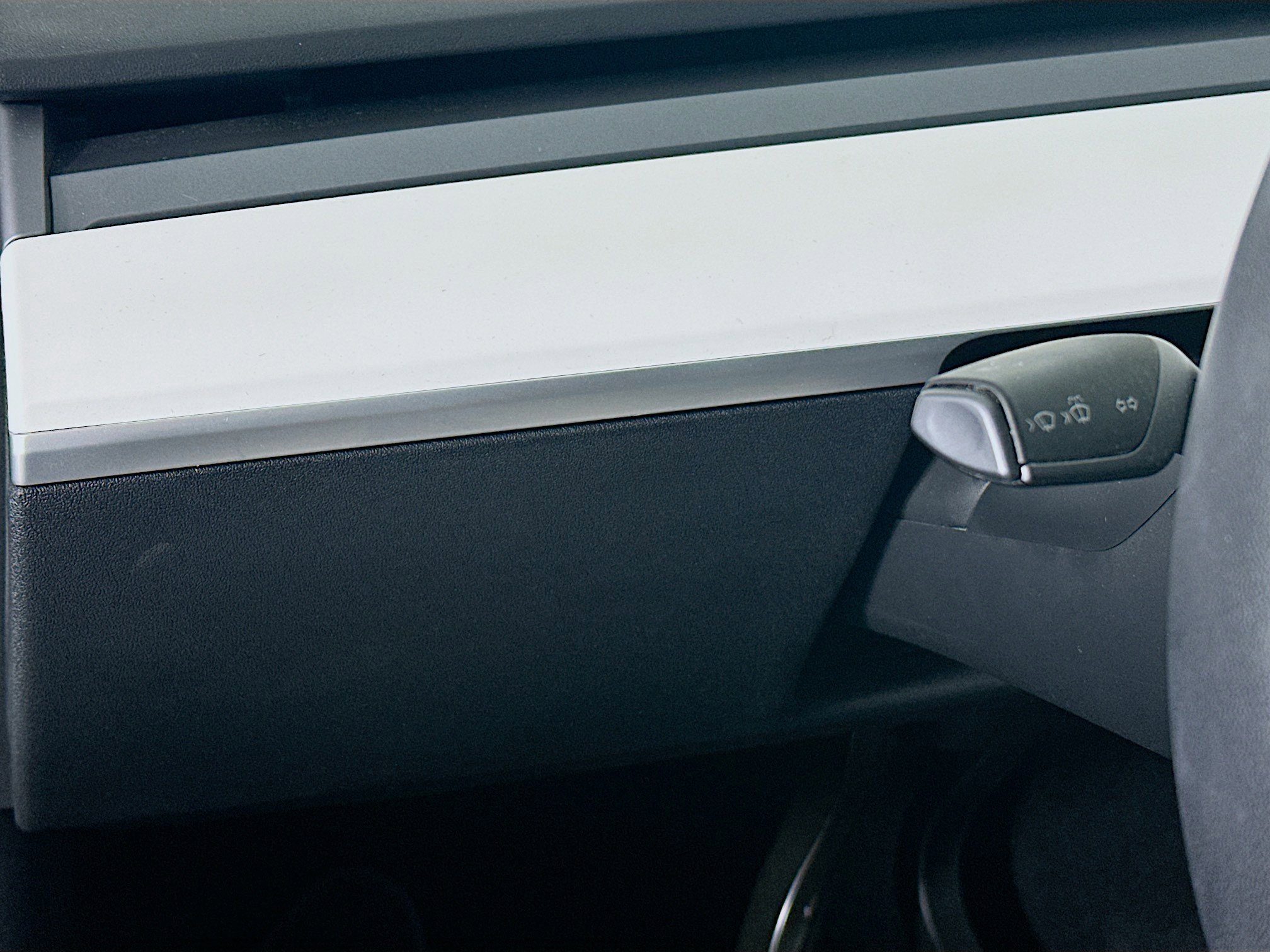 Used 2021 Tesla Model Y Long Range image 16