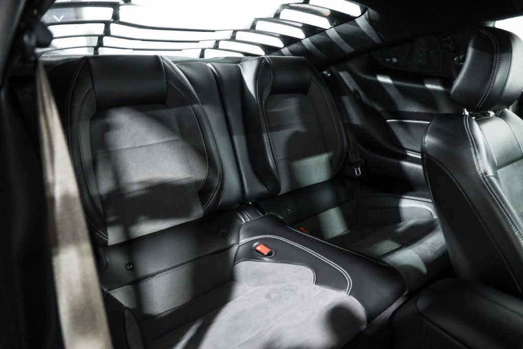 Used 2019 Ford Mustang Shelby GT350 w/ Technology Package image 33
