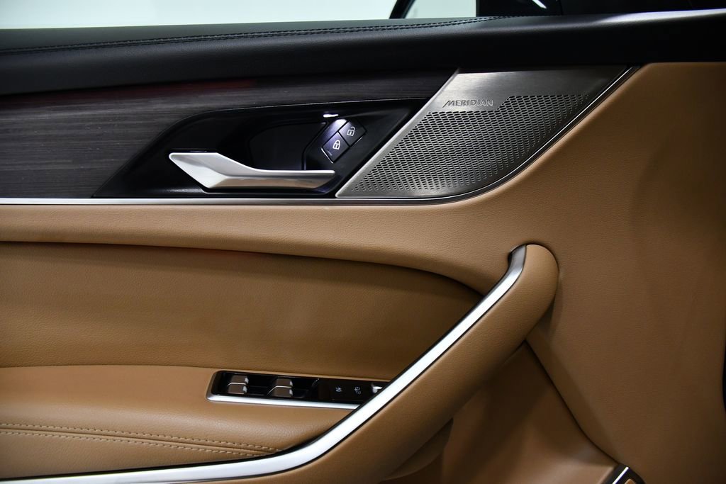 Used 2022 Jaguar F-PACE S image 17