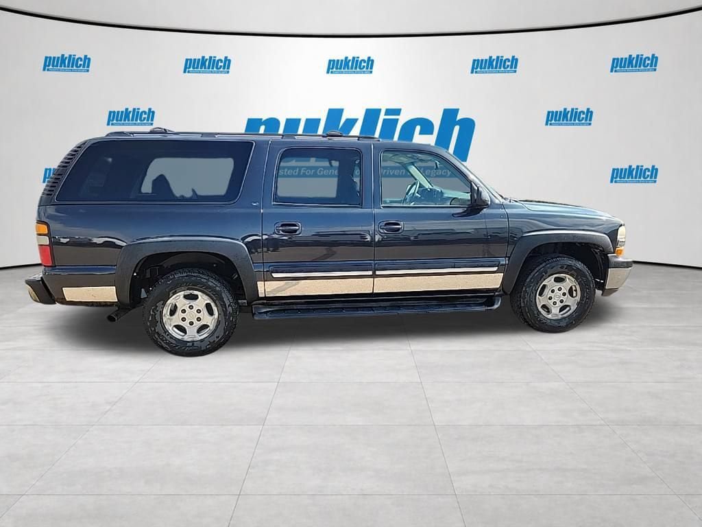 Used 2006 Chevrolet Suburban LT w/ Preferred Equipment Group AWD/4WD image 8