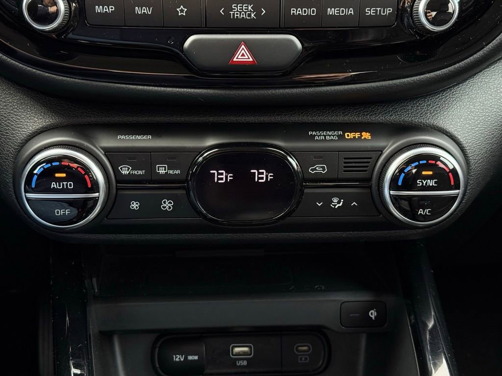 Certified 2024 Kia Soul GT-Line image 38