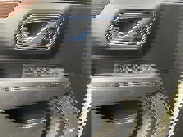 Used 2023 Chevrolet Tahoe High Country image 21