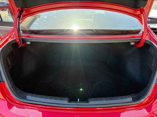 Used 2020 Hyundai Elantra SEL image 16