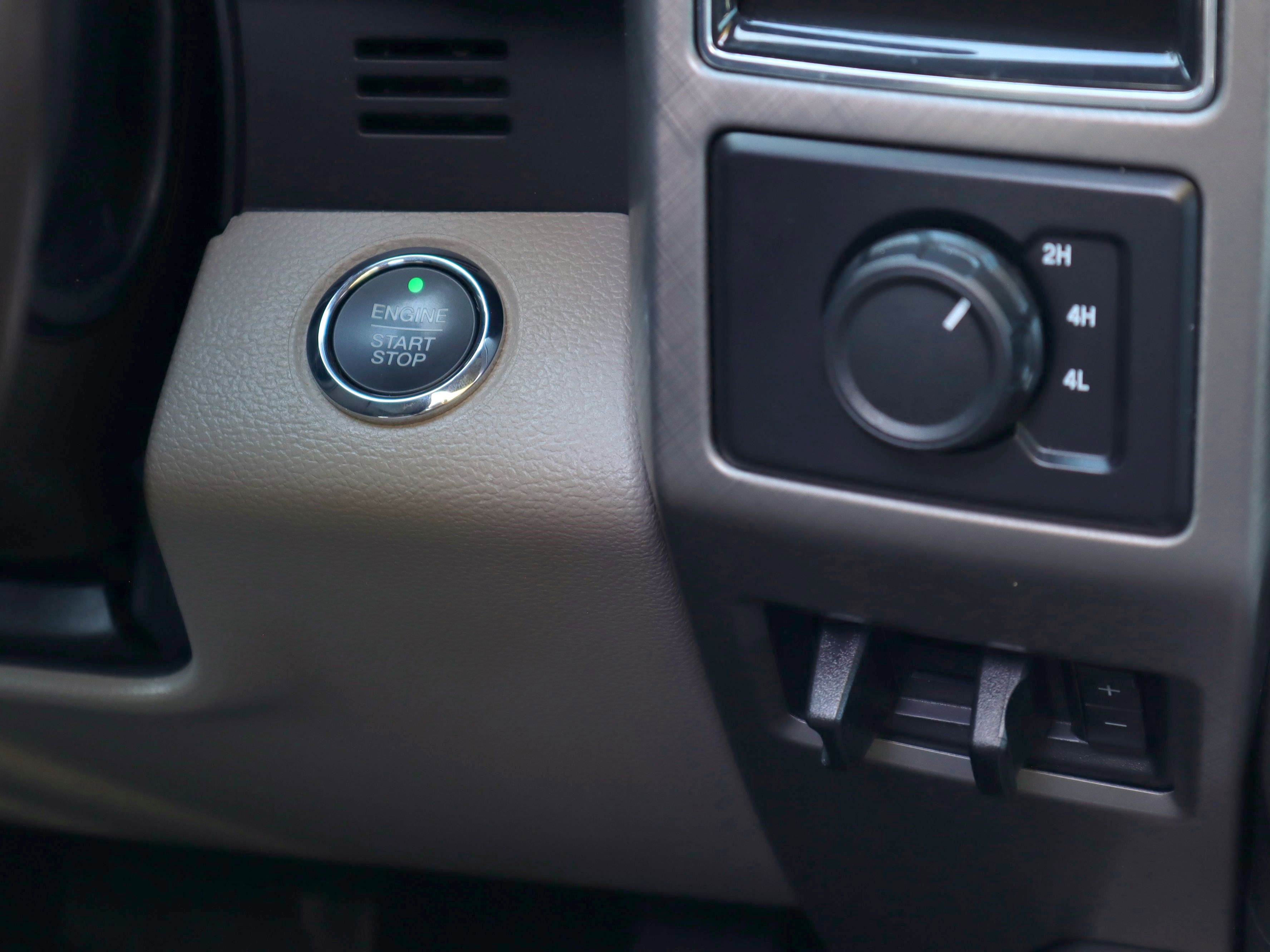 Used 2019 Ford F450 Limited image 20