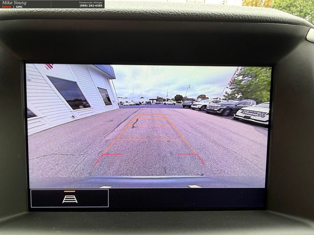 Used 2024 GMC Terrain SLT FWD image 29