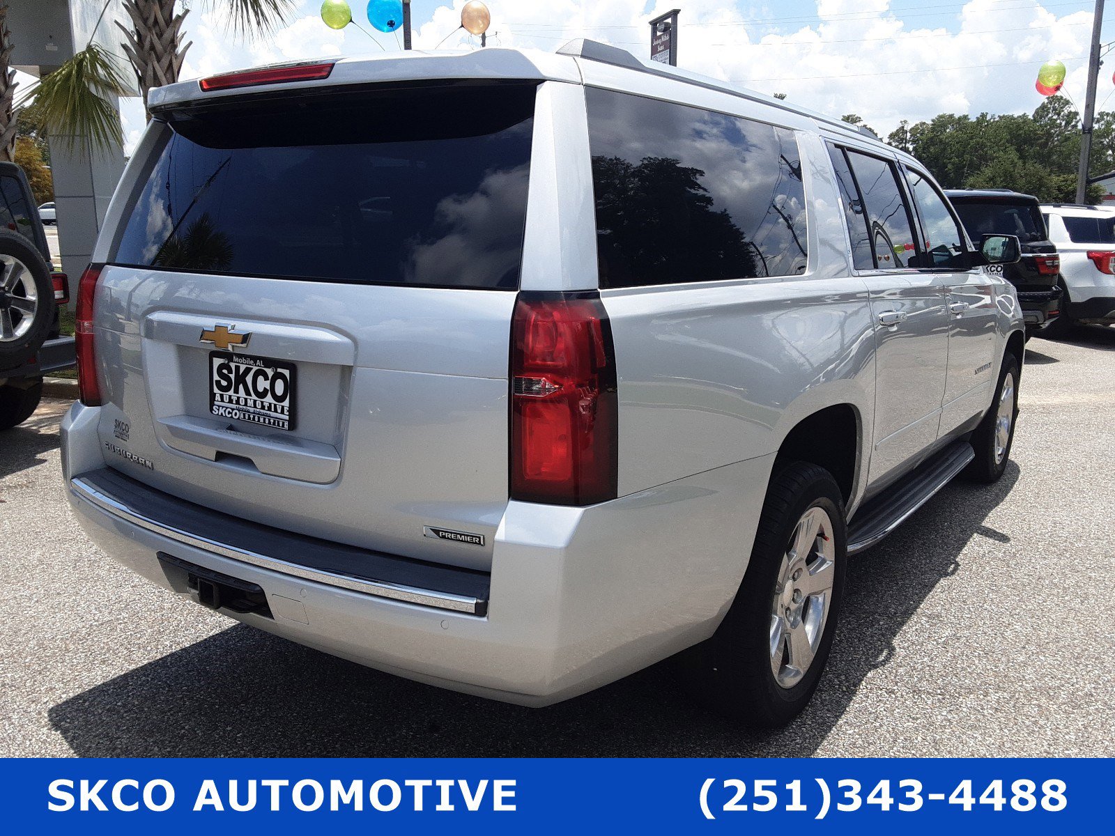 Used 2018 Chevrolet Suburban Premier RWD image 5