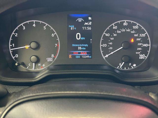 Certified 2025 Toyota Corolla LE FWD image 28