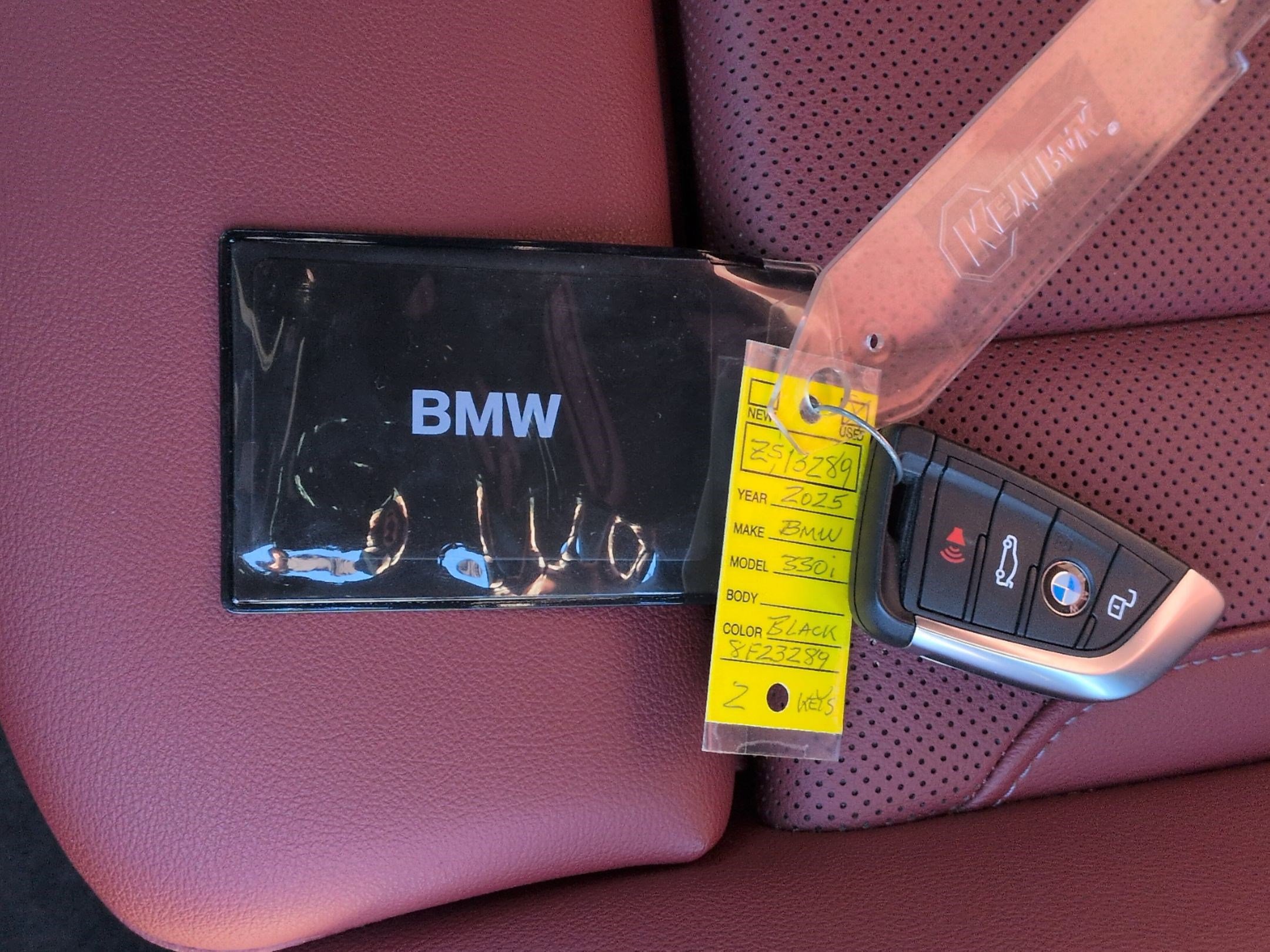 Used 2025 BMW 330i Sedan w/ Convenience Package image 33