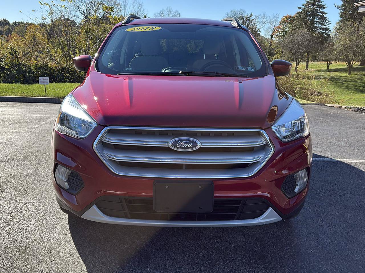 Used 2018 Ford Escape SE AWD/4WD image 2