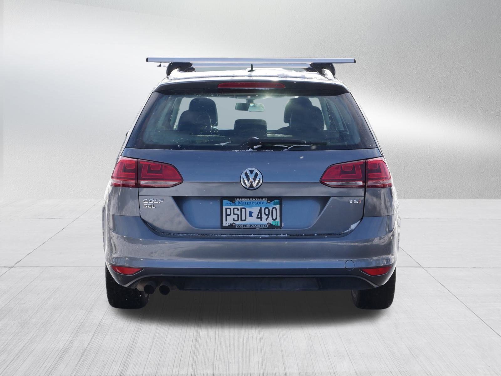 Used 2017 Volkswagen Golf SEL image 6